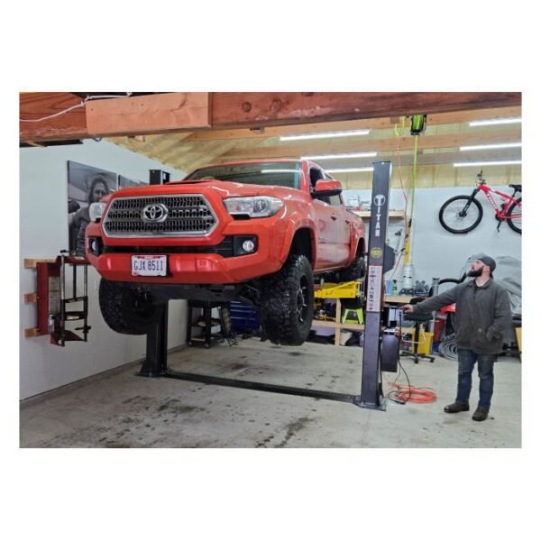 Titan Lifts MASTER Series HD2P-9KMSC Clearfloor Two Post Lift